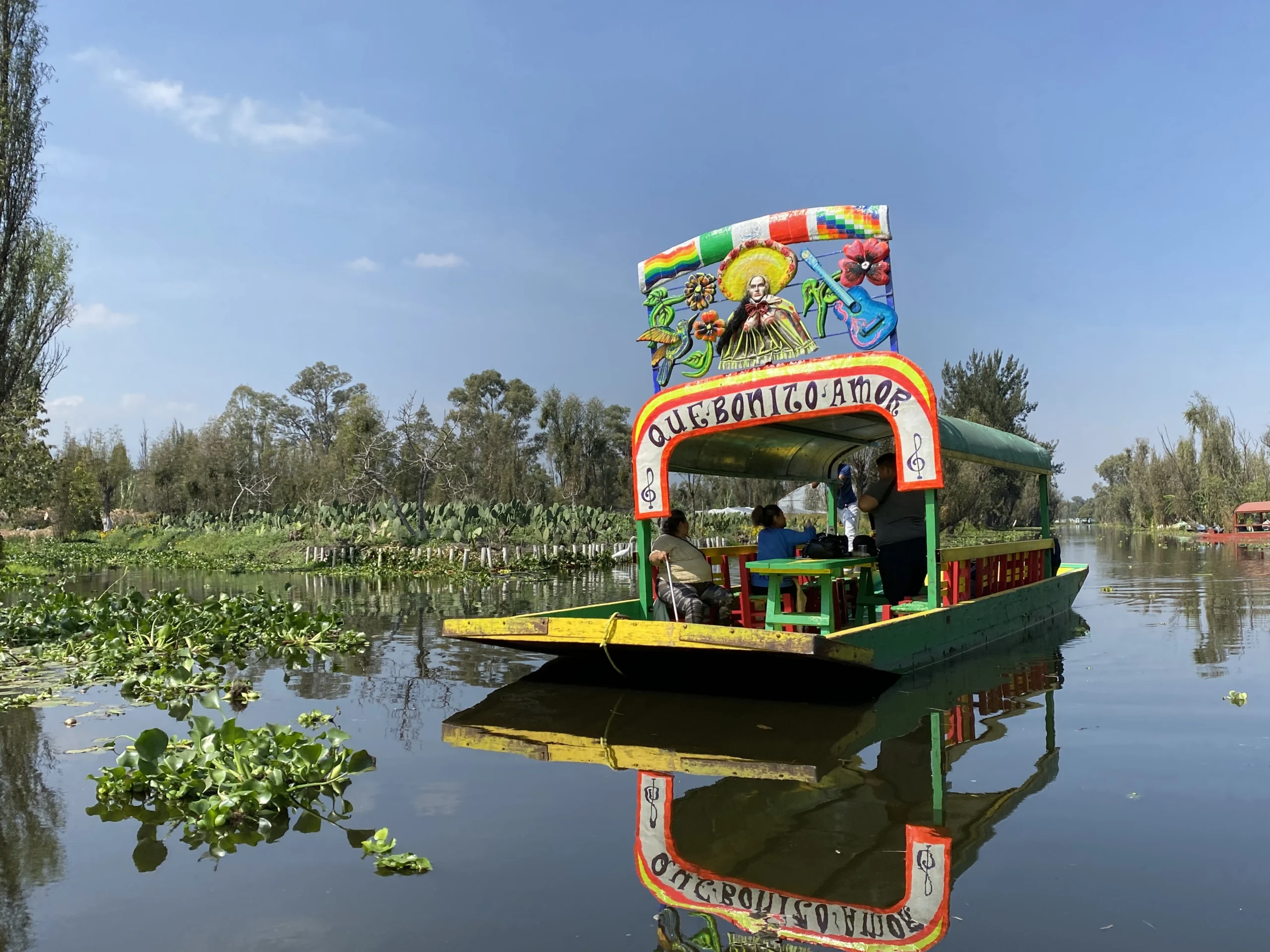 Los Canales de Xochimilco, la Isla de las Muñecas