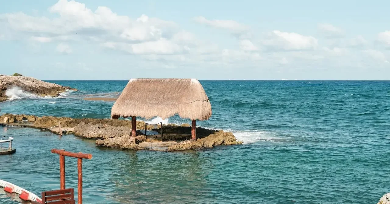 Mar Caribe en una playa de la Riviera Maya.