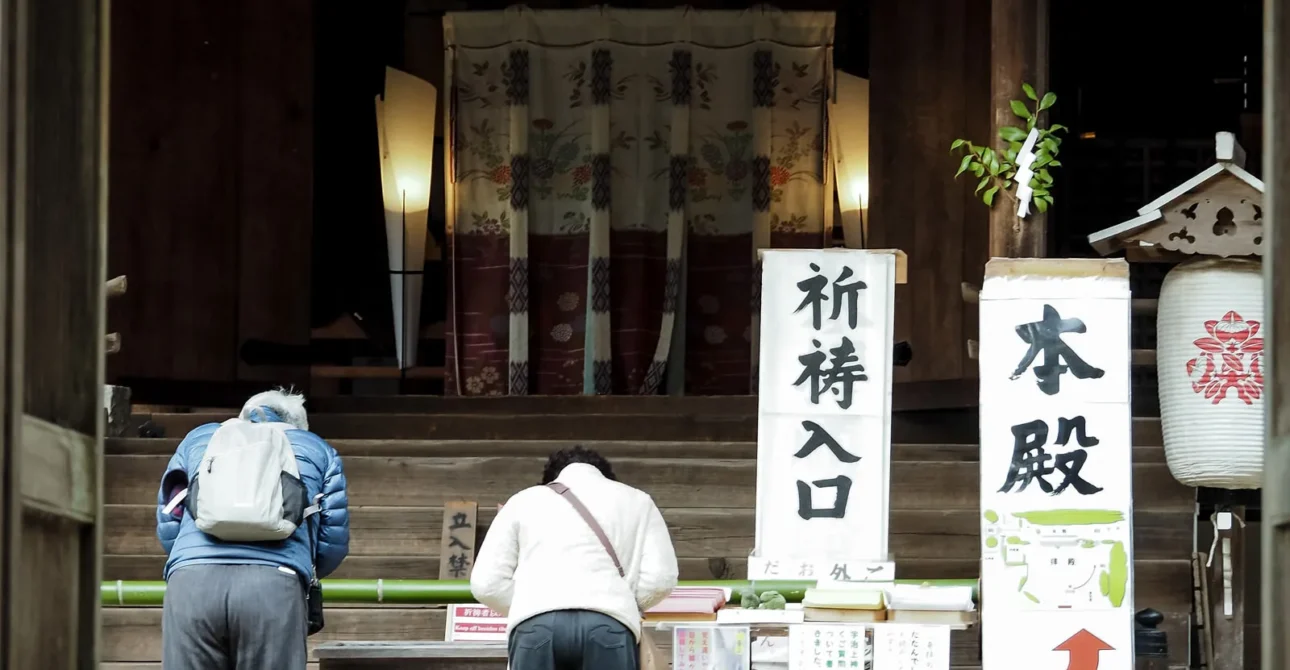 LO QUE DEBES SABER ANTES DE VISITAR LOS TEMPLOS MÁS FAMOSOS DE JAPÓN