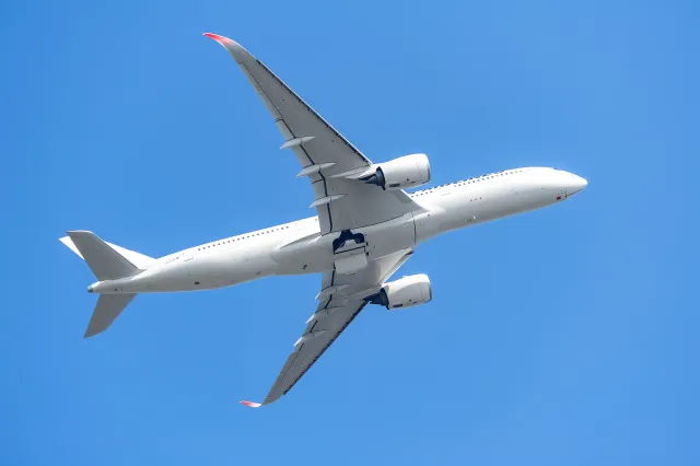 Avión de regreso